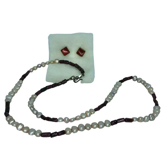 Vintage Beaded Necklace & Earrings Set Red White Snallygaster Store - Picture 1 of 12